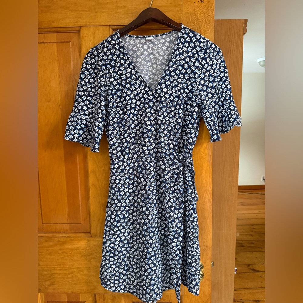 Old Navy Floral Wrap Dress - Blue and White